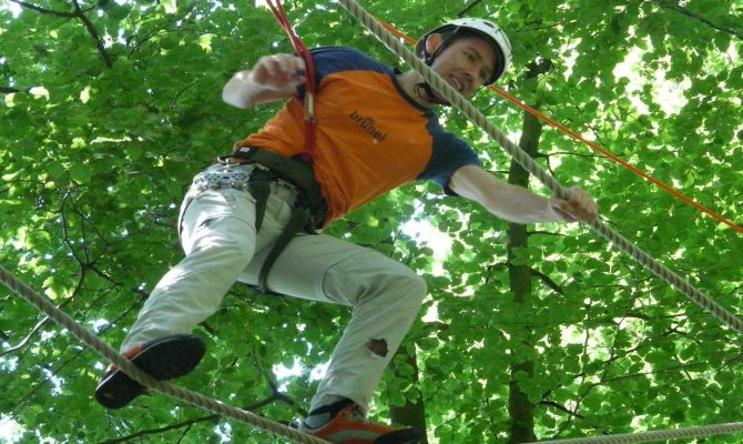 high-ropes-course-58665_1920